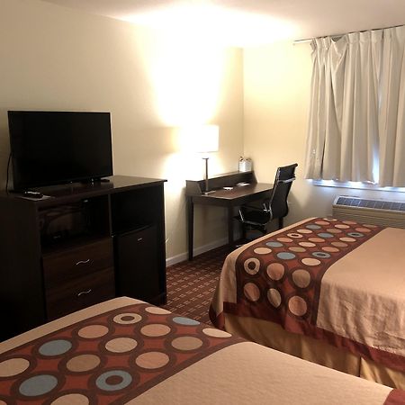 Super 8 By Wyndham Plover Stevens Point Area מראה חיצוני תמונה