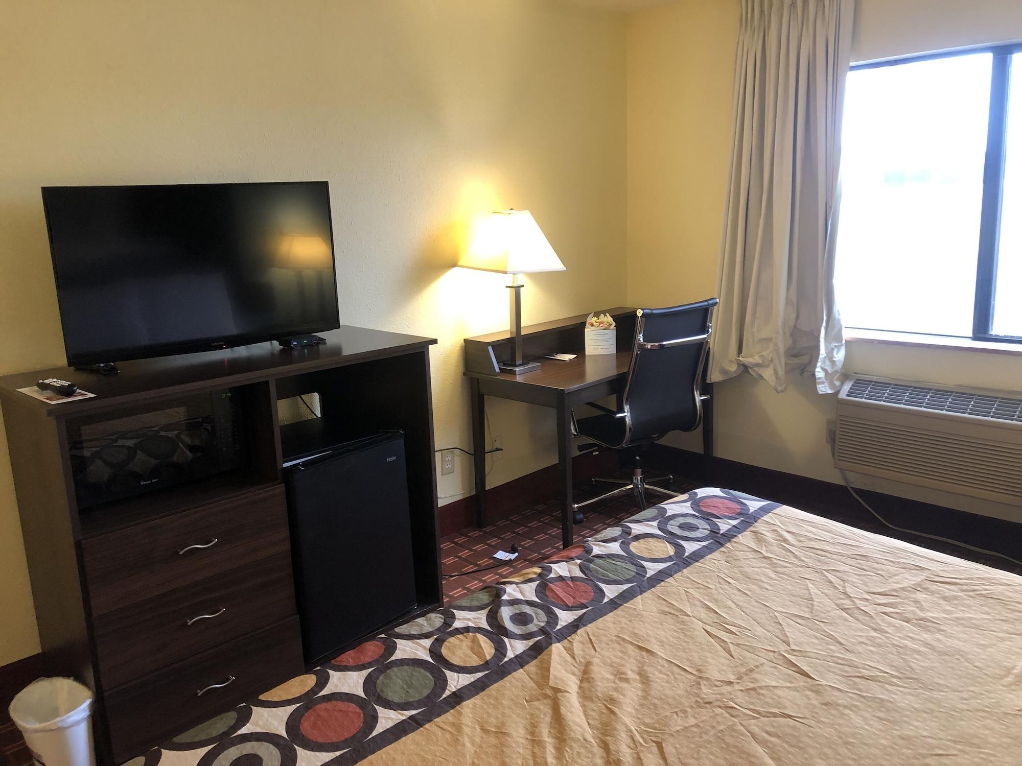 Super 8 By Wyndham Plover Stevens Point Area מראה חיצוני תמונה