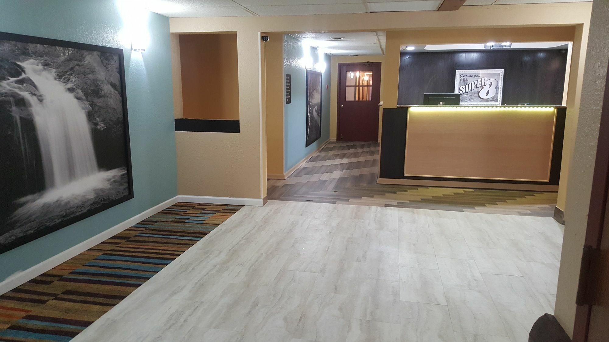 Super 8 By Wyndham Plover Stevens Point Area מראה חיצוני תמונה